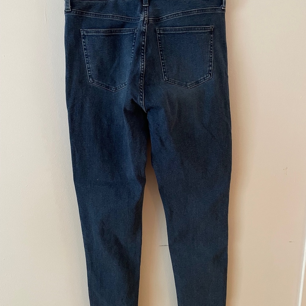 Blue uniqlo jeans 30